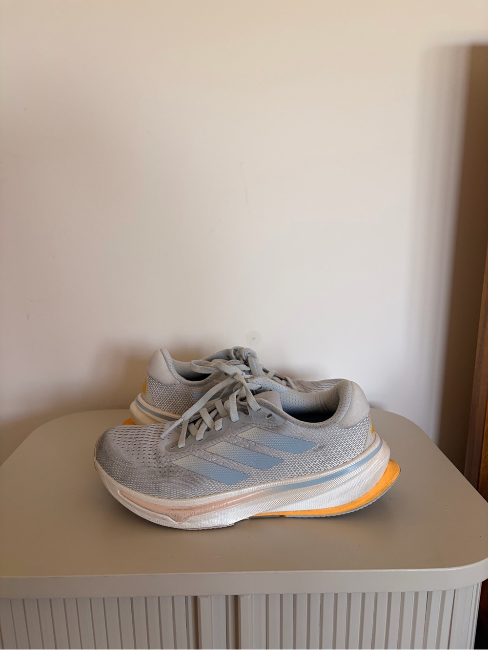 Adidas Supernova Rise Women’s Running Shoes Gray Blue Orange Sz 5.5 - Picture 4 of 12
